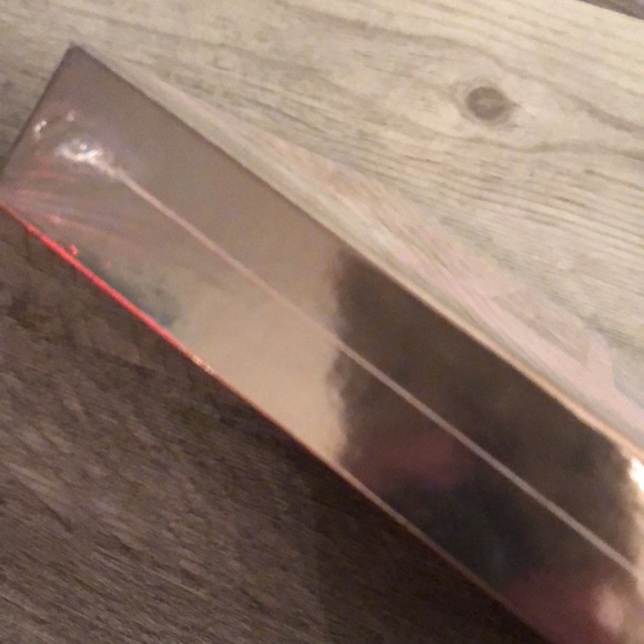 Glamlite Cake Palette 20 Pan Eyeshadow Palette Sealed 27g NIB - Picture 8 of 13